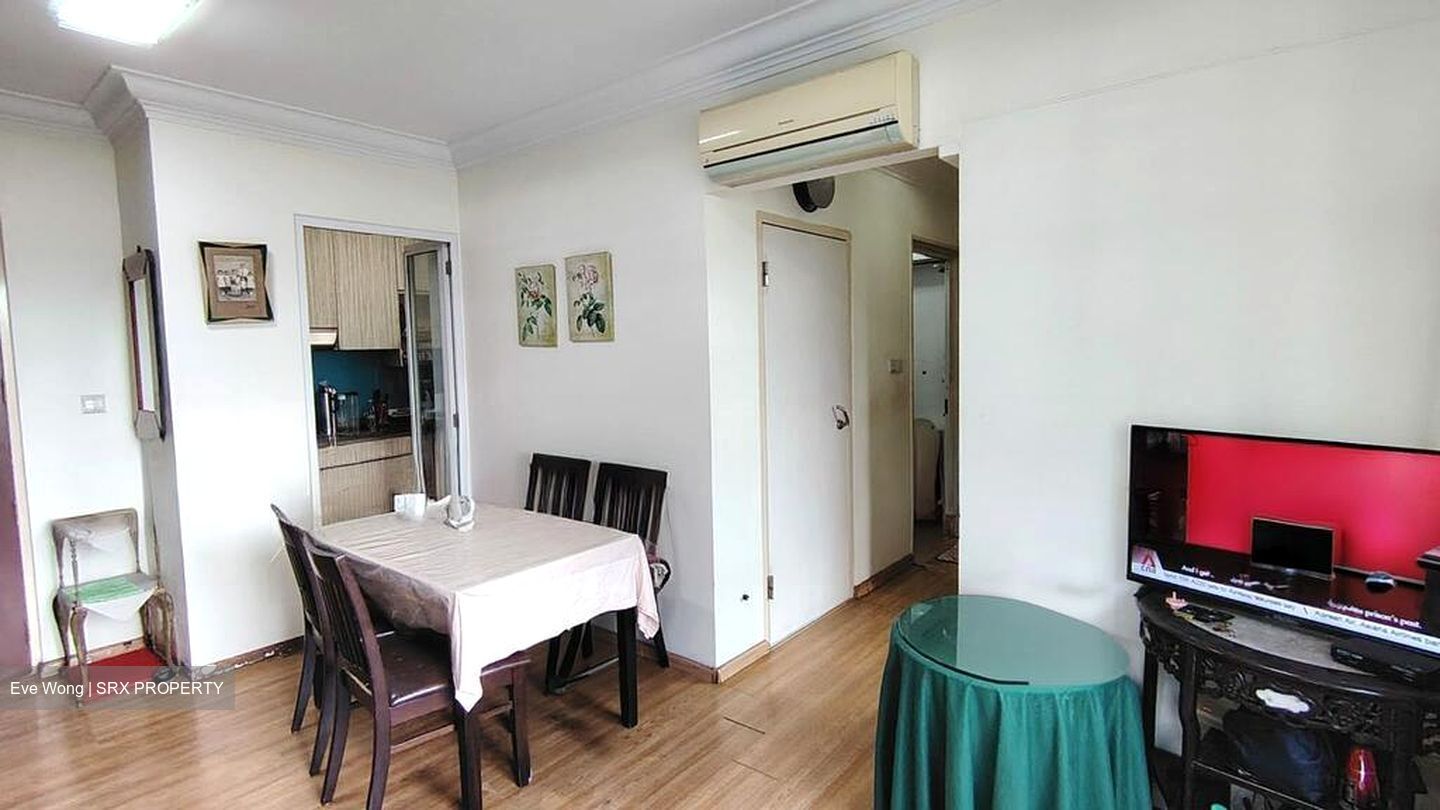 Blk 18B Buona Vista Court (Queenstown), HDB 3 Rooms #522062961